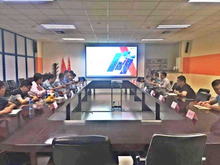 中科院海岸带研究所向导专家一行到平博pinnacle软件考察